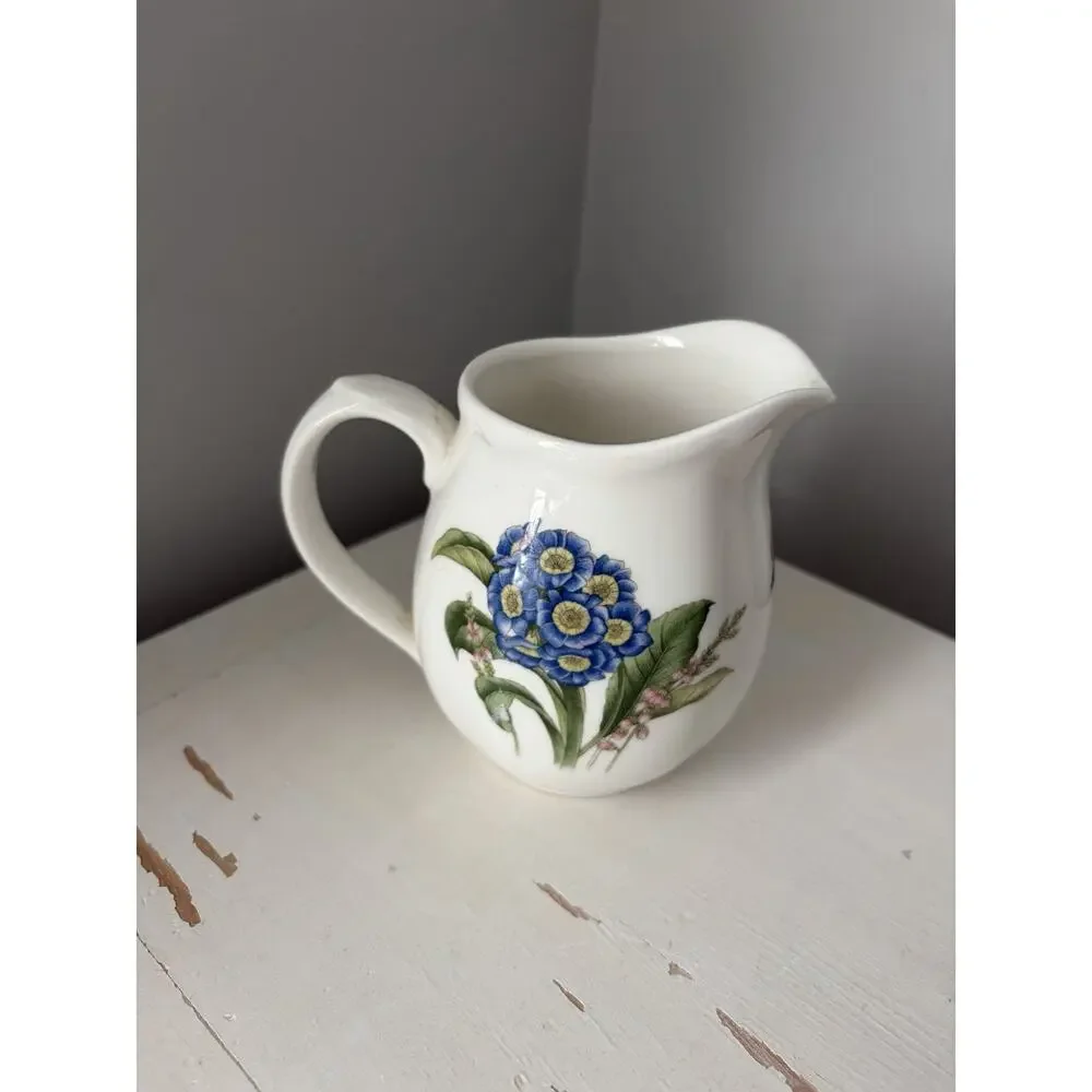 Noritake Japan GOURMET GARDEN Casual Gourmet Botanic Flowers Creamer. EUC!